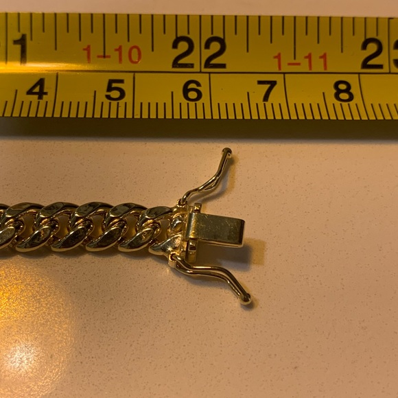 SOLD 21 Grams 22” 10k Gold Miami Cuban Link Chain Necklace - Picture 5 of 5